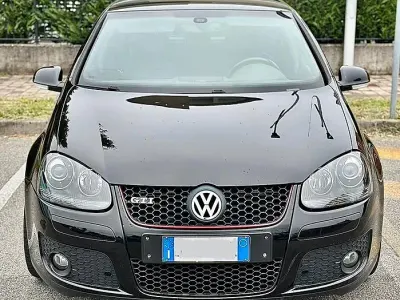 Usata VW Golf V GTI 200 CV (147 kW) 2007 Berlina
