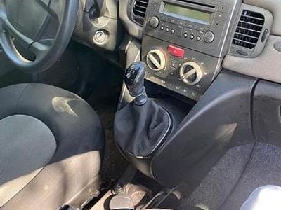 Gebraucht Lancia Ypsilon 80 PS (58 kW) 2004 Grau Kleinwagen