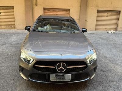 Occasion Mercedes A160 2020 Gris Berline