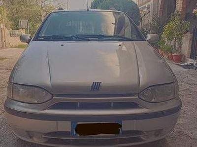 Grigio Usata 2002 Fiat Palio Station wagon | 2550 €