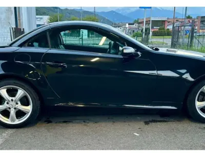 Usata Mercedes SLK280 231 CV (169 kW) 2025 Nero Cabrio