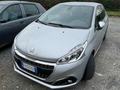 usata Peugeot 208 208I 2015 3p 1.2 puretech Active 82cv