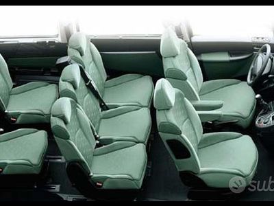 Usata Peugeot 807 128 CV (94 kW) 2006 Grigio Monovolume