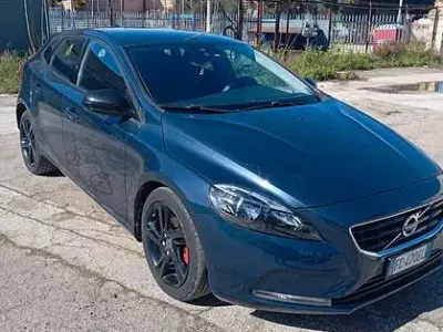 Usata Volvo V40 115 CV (84 kW) 2016 Berlina