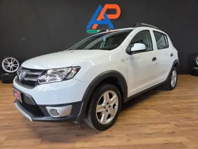 Usata Dacia Sandero Prestige 90 CV (66 kW) 2016 Bianco Berlina