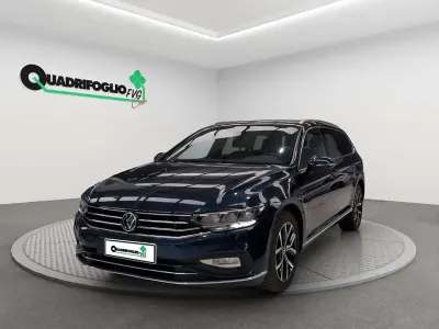 Usata VW Passat Executive 200 CV (147 kW) 2021 Nero Station wagon