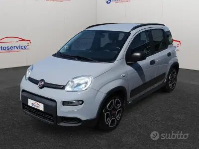 Usata Fiat Panda City Life 70 CV (51 kW) 2022 Giallo Utilitaria