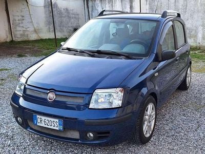 Blu/azzurro Usata 2005 Fiat Panda Dynamic Utilitaria | 3500 € (Cara)