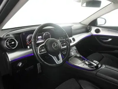 Usata Mercedes E200 Business 160 CV (117 kW) 2019 Nero Station wagon