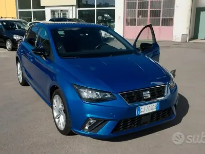 Usata Seat Ibiza FR 95 CV (69 kW) 2022 Blu Utilitaria