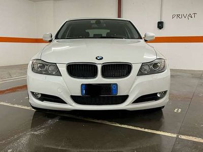 usata BMW 320 320 d xDrive Touring Aut.