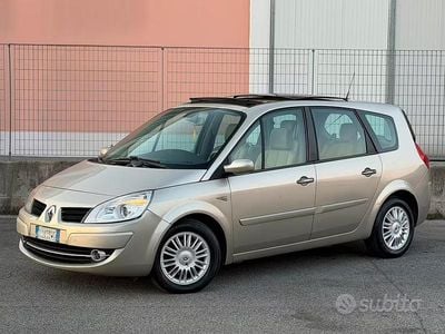 Usata Renault Grand Scénic II Exception 111 CV (81 kW) 2007 Giallo Monovolume