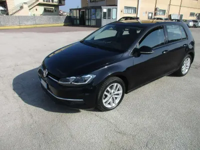 Usata VW Golf VII Business 116 CV (85 kW) 2020 Nero Berlina