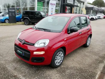 Nuova Fiat Panda Icon 65 CV (47 kW) 2025 Rosso Utilitaria