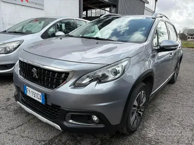 Usata Peugeot 2008 Allure 83 CV (61 kW) 2019 Grigio SUV