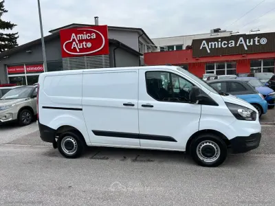 Occasion Ford Transit Custom 105 ch (77 kW) 2022 Blanc Berline