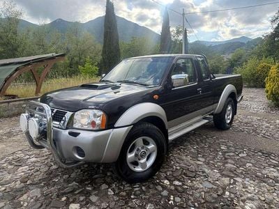 Usata Nissan Navara 133 CV (97 kW) 2011 Nero Pick-up