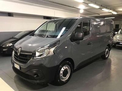 Usata Renault Trafic 145 CV (106 kW) 2021 Grigio Monovolume