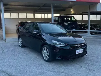 Usata Opel Corsa Edition 75 CV (55 kW) 2022 Nero Utilitaria