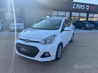 Bianco Usata 2015 Hyundai i10 Edition Utilitaria | 6990 € (Buon prezzo)