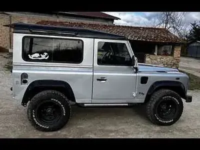 Usata Land Rover Defender 122 CV (89 kW) 2007 Station wagon