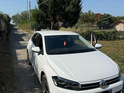 Usata VW Polo Comfortline 75 CV (55 kW) 2017 Bianco Berlina