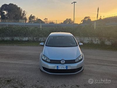 Usata VW Golf VI 102 CV (75 kW) 2010 Utilitaria