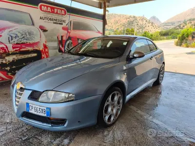 Usata Alfa Romeo GT 150 CV (110 kW) 2003 Grigio Coupé
