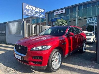 Usata Jaguar F-Pace Prestige 300 CV (220 kW) 2016 Rosso SUV