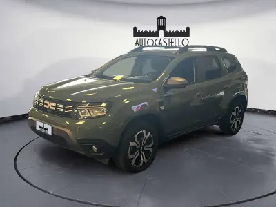 Usata Dacia Duster Journey 101 CV (74 kW) 2023 Liken kaki SUV