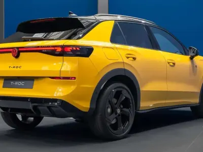 Nuova VW T-Roc Style 116 CV (85 kW) 2025 Argento SUV