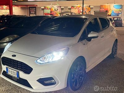 Usata Ford Fiesta ST-Line 125 CV (91 kW) 2018 Bianco Berlina