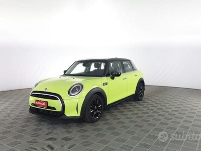 Usata Mini Cooper Classic 135 CV (99 kW) 2023 Giallo Utilitaria