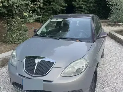 Usata Lancia Ypsilon