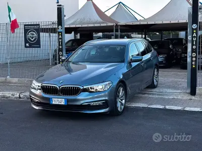 Usata BMW 520 Luxury Line 190 CV (139 kW) 2019 Grigio Station wagon