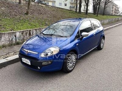 Usata Fiat Punto Evo Dynamic 69 CV (50 kW) 2011 Blu Utilitaria