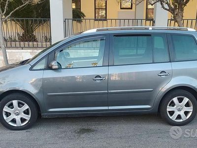 Usata VW Touran 101 CV (74 kW) 2004 Grigio Monovolume