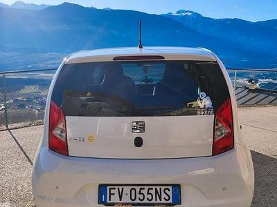 Usado Seat Mii Chic 60 CV (44 kW) 2019 Blanco Utilitario