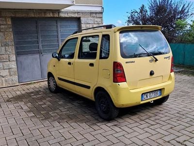 Usata Suzuki Wagon R+ 2004 Giallo Monovolume