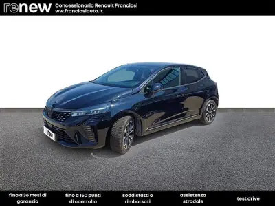 Usata Renault Clio Techno 101 CV (74 kW) 2025 Nero Utilitaria