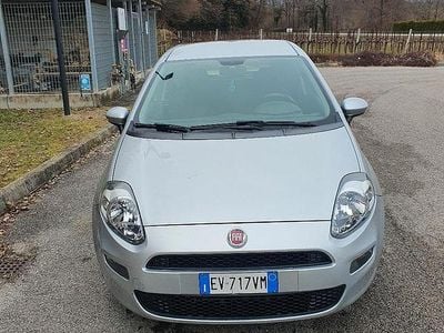 Usata Fiat Grande Punto 75 CV (55 kW) 2014 Grigio Utilitaria