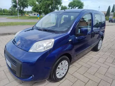 Usata Fiat Qubo Dynamic 80 CV (58 kW) 2016 Blu/azzurro Monovolume