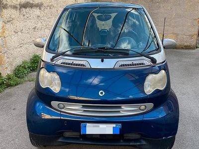 Begagnad Smart ForTwo Coupé 61 HK (44 kW) 2004 Blå Sportkupé