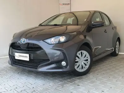 Usata Toyota Yaris Hybrid
