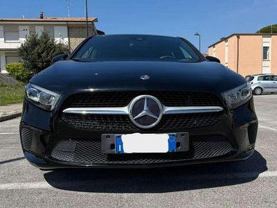 Usata Mercedes 180 116 CV (85 kW) 2022 Nero Berlina