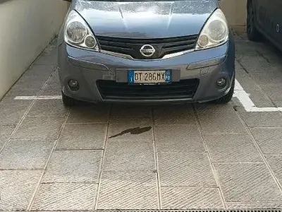 Usata Nissan Note 88 CV (64 kW) 2009 Grigio Utilitaria