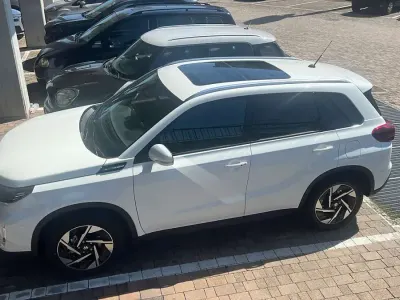 Usata Suzuki Vitara 129 CV (94 kW) 2025 Bianco SUV