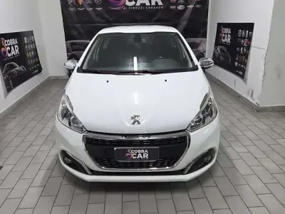 Usata Peugeot 208 Allure 82 CV (60 kW) 2018 Utilitaria