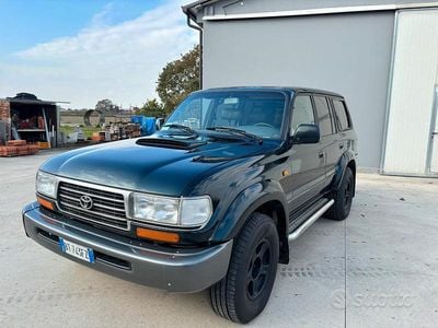 Usata Toyota Land Cruiser 125 CV (91 kW) 1995 Verde Berlina
