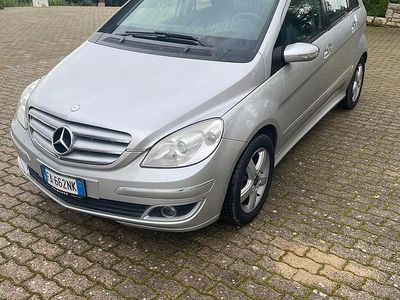 Usata Mercedes B180 2008 Grigio Monovolume
